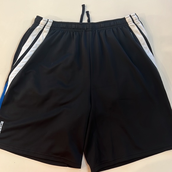 Shorts - Picture 2 of 2